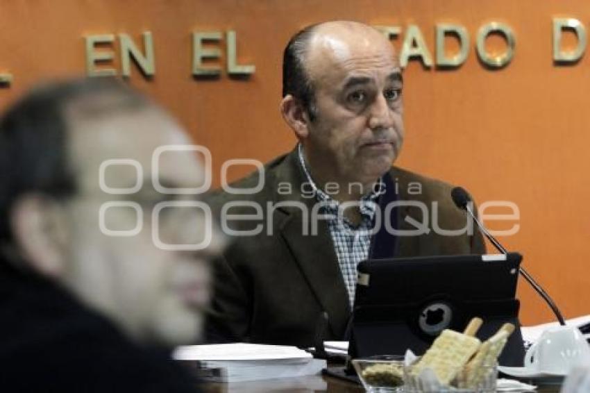 SESIÓN EXTRAORDINARIA INE