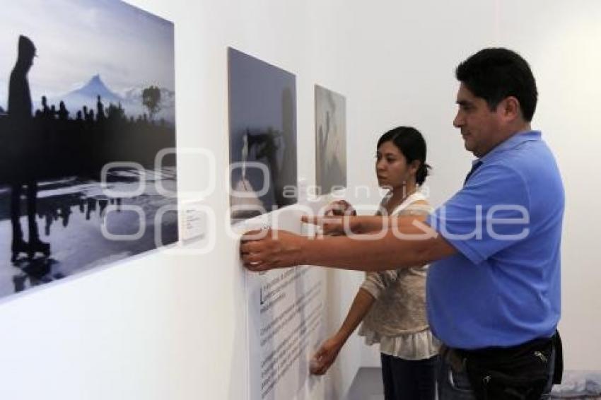 MONTAJE EXPOSICIÓN AGENCIA ENFOQUE