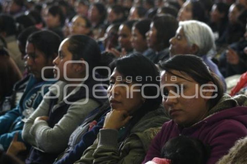 CRÉDITO A LA PALABRA DE LA MUJER