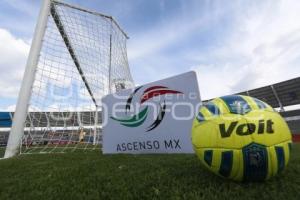 FÚTBOL . LOBOS BUAP VS IRAPUATO