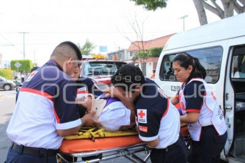 TEHUACÁN .  CHOQUE TRANSPORTE PÚBLICO