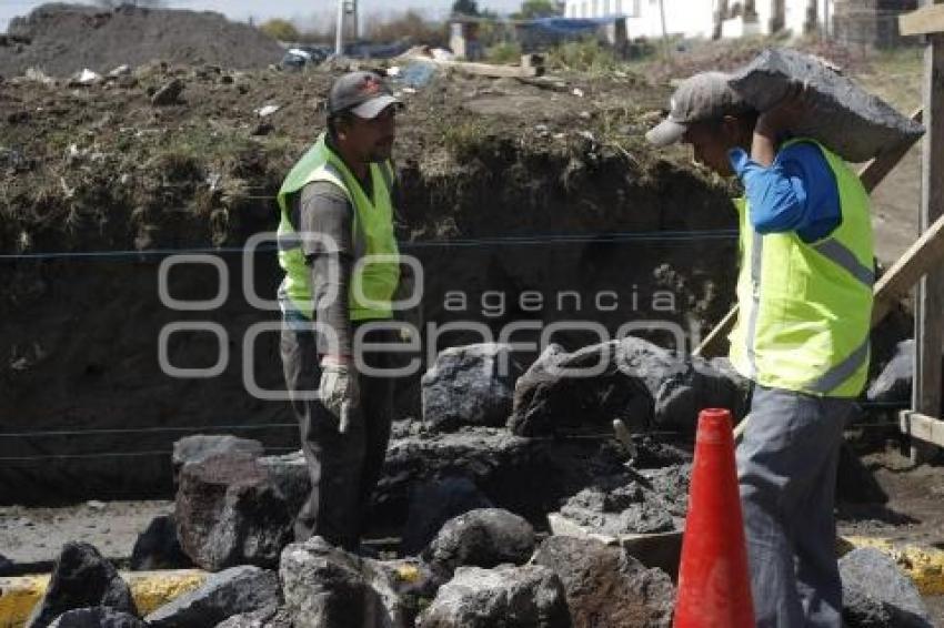 CHOLULA . OBRAS ZONA ARQUEOLÓGICA