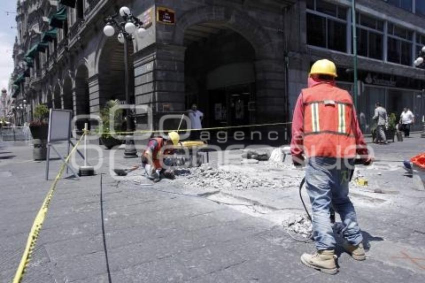 PAVIMENTO ZÓCALO