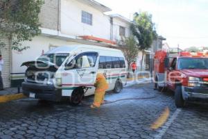 INCENDIO TRANSPORTE PÚBLICO . TEHUACÁN