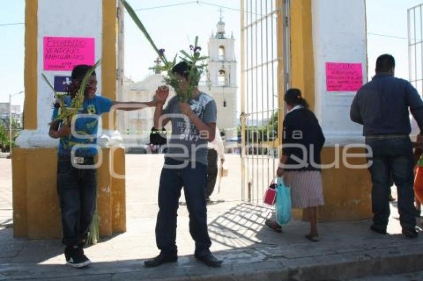 DOMINGO DE RAMOS . ACATLÁN DE OSORIO