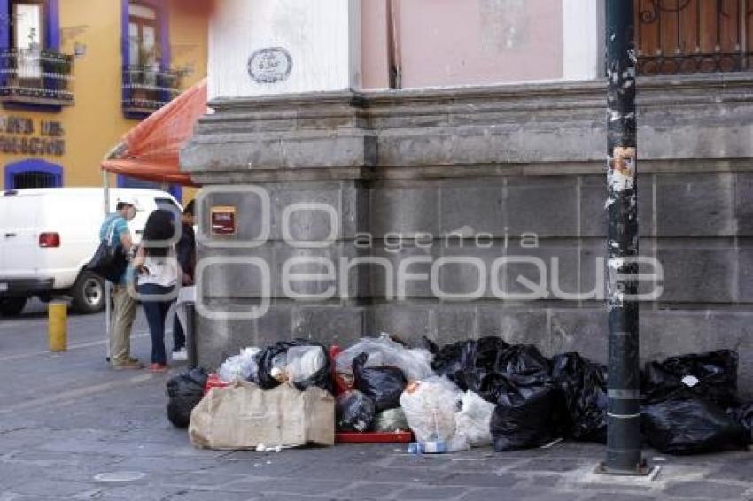 BASURA . CENTRO HISTÓRICO