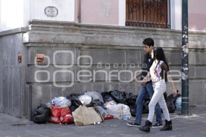 BASURA . CENTRO HISTÓRICO