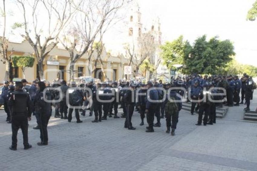 TEHUACAN. PARO LABORES POLICÍA MUNICIPAL