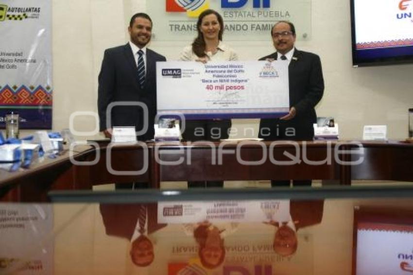 DIF . DONATIVO BECA UN NIÑO INDÍGENA