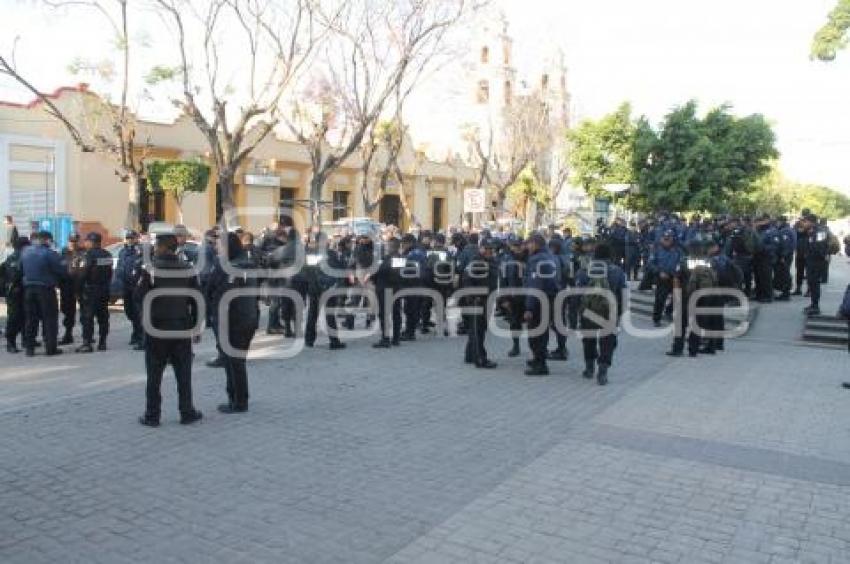 TEHUACAN. PARO LABORES POLICÍA MUNICIPAL