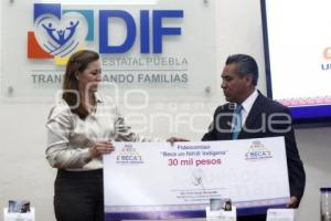 DIF . DONATIVO BECA UN NIÑO INDÍGENA