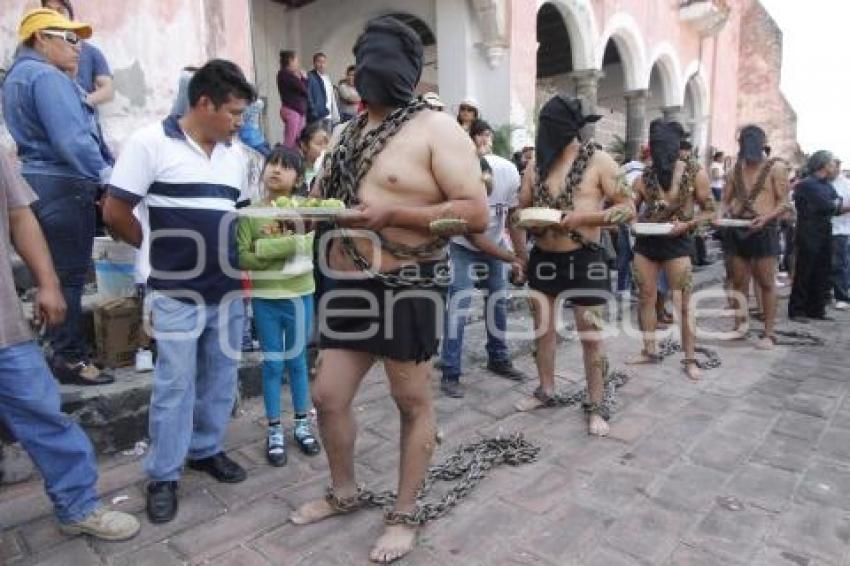 SEMANA SANTA. ENGRILLADOS