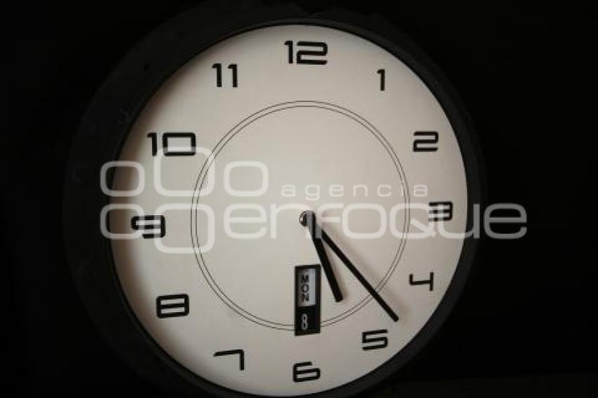 CAMBIO DE HORARIO