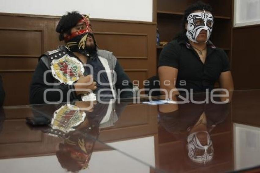 FUNCIÓN DE LUCHA LIBRE