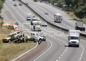 VOLCADURA.  AUTOPISTA MÉXICO-PUEBLA