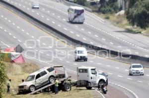 VOLCADURA.  AUTOPISTA MÉXICO-PUEBLA