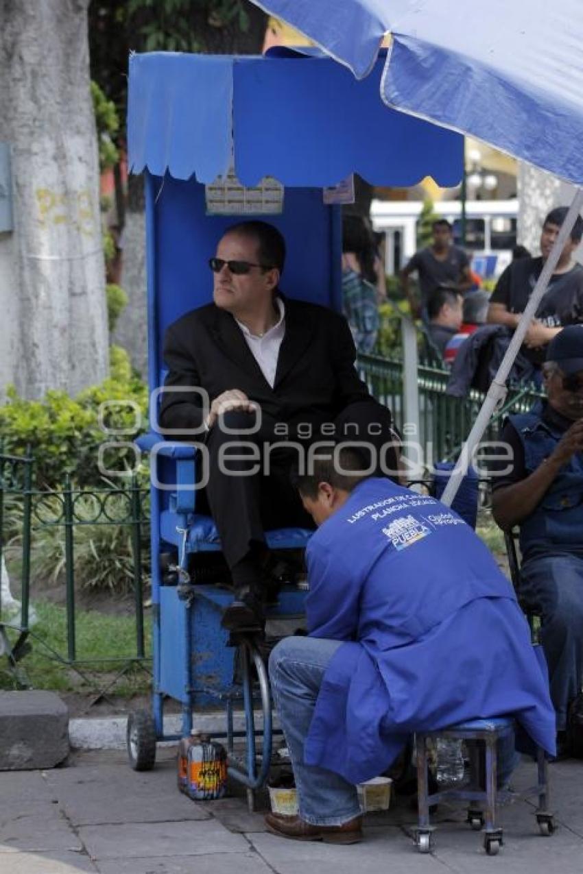 BOLEROS . ZÓCALO