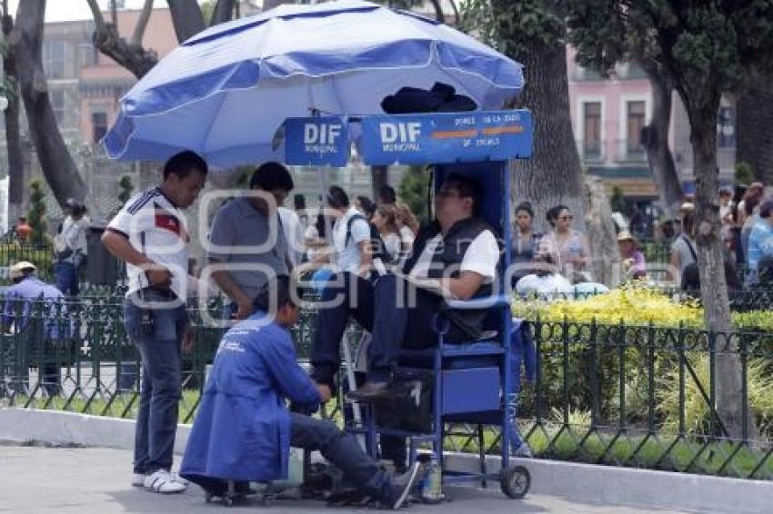 BOLEROS . ZÓCALO