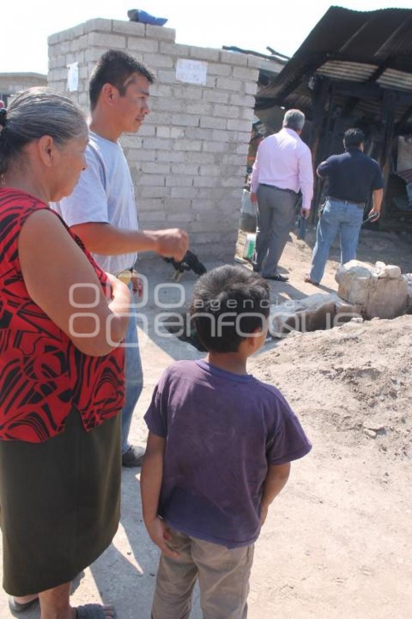 TEHUACAN. INCENDIO EN CASA HABITACIÓN