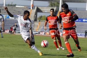 FÚTBOL . LOBOS VS CORRECAMINOS