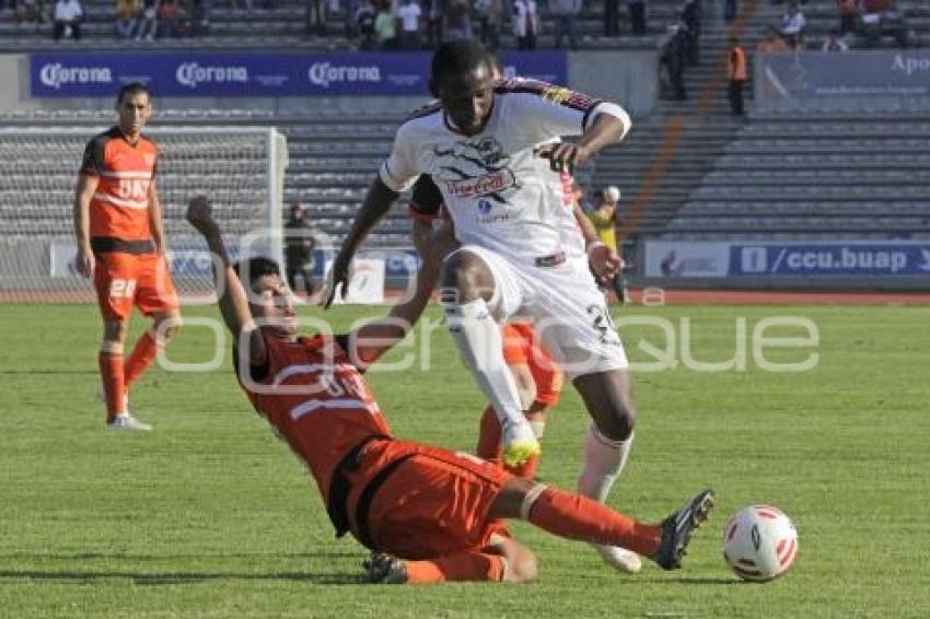 FÚTBOL. LOBOS VS CORRECAMINOS