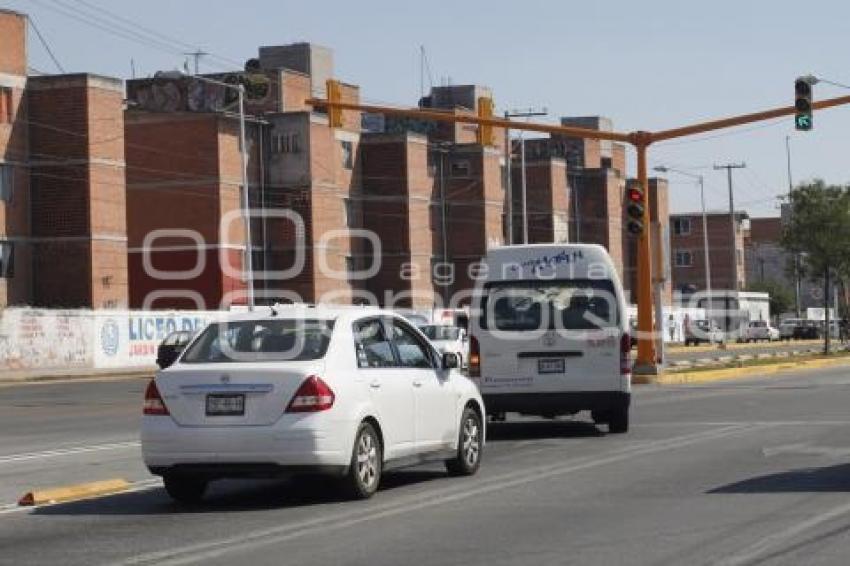 RUTA . VUELTA A LA IZQUIERDA