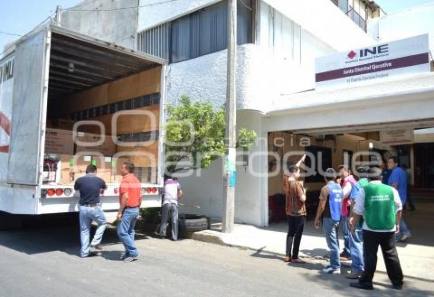 LLEGA MATERIAL ELECTORAL . TEHUACÁN