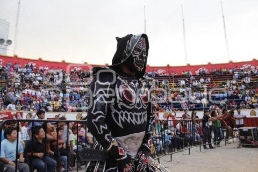 LUCHA LIBRE . FERIA DE PUEBLA