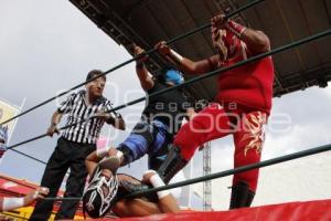 LUCHA LIBRE . FERIA DE PUEBLA