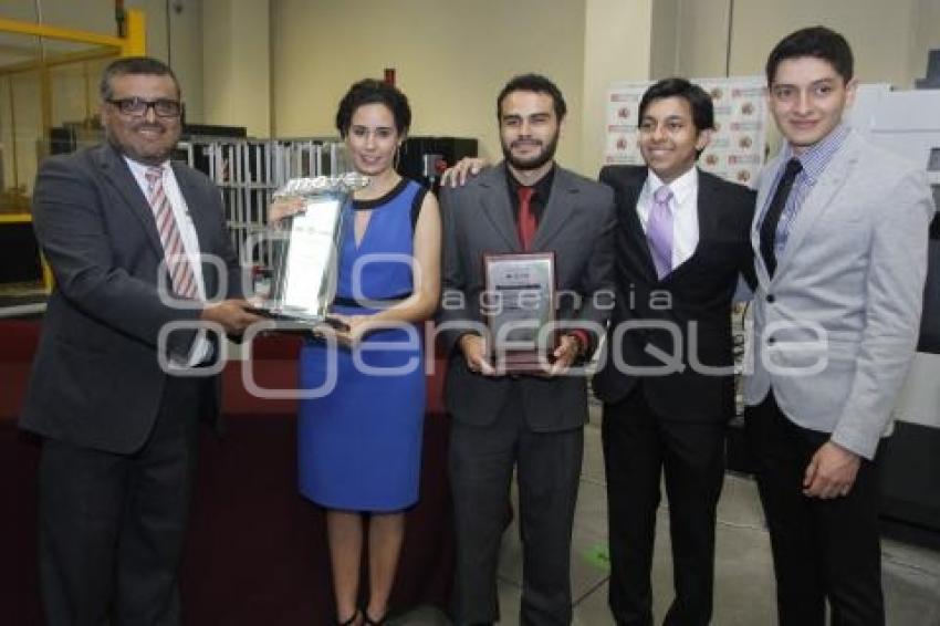 LUK PUEBLA ENTREGA PREMIO A UPAEP