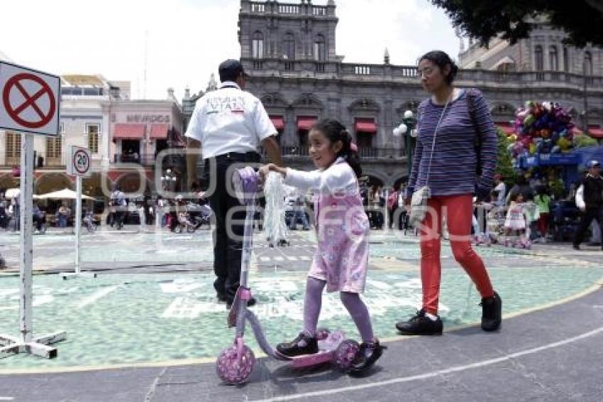 FAMILIAS ZÓCALO .  DÍA DE ASUETO