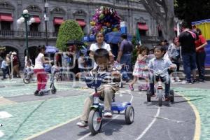 FAMILIAS ZÓCALO .  DÍA DE ASUETO