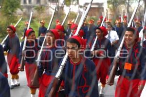 DESFILE 5 DE MAYO . ENSAYO