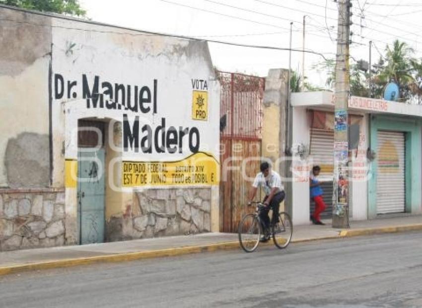 PROPAGANDA POLÍTICA . ACATLÁN