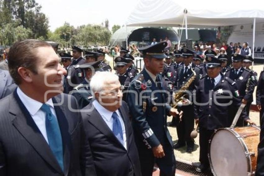 EXPOSICIÓN FUERZAS ARMADAS