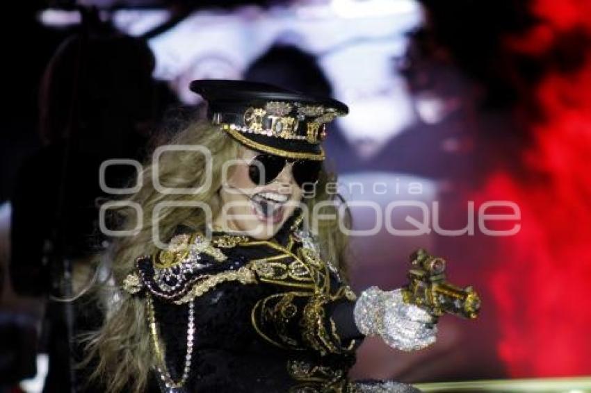 GLORIA TREVI . FERIA DE PUEBLA