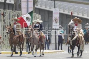 DESFILE 5 DE MAYO