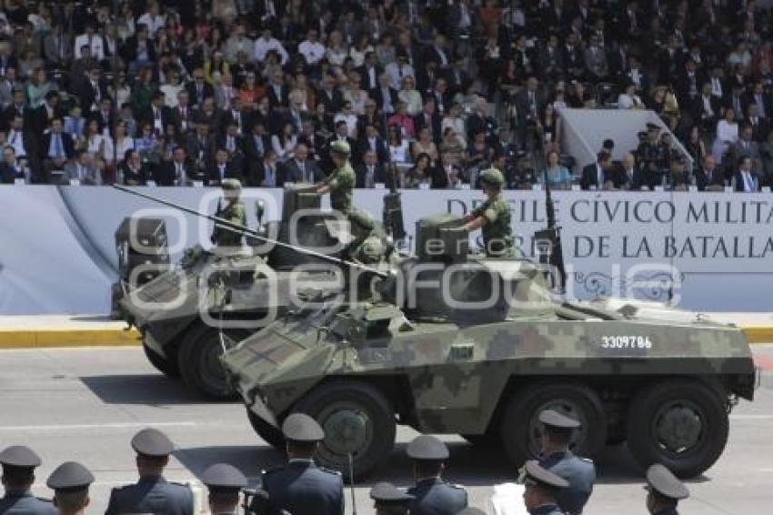 DESFILE 5 DE MAYO