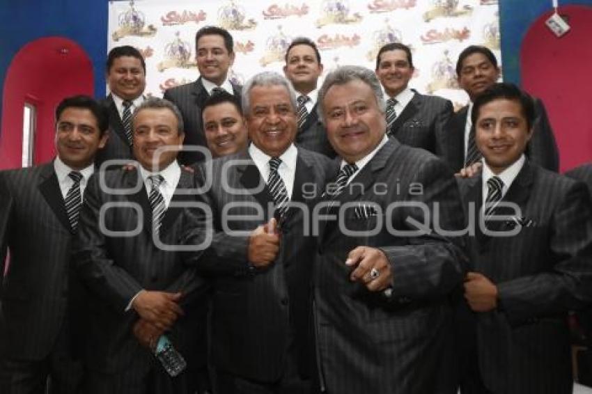 LA SONORA SANTANERA