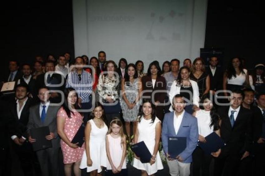 ITESM . GRADUACIÓN EMPRENDEDORES