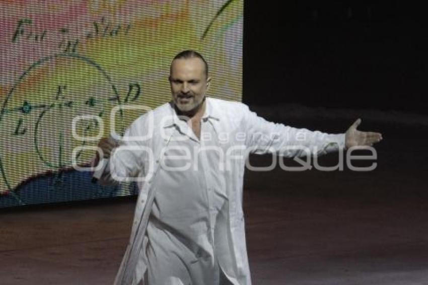CONCIERTO . MIGUEL BOSÉ