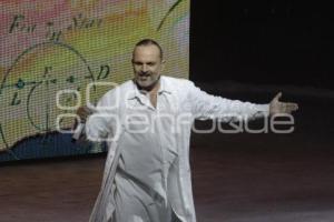 CONCIERTO . MIGUEL BOSÉ