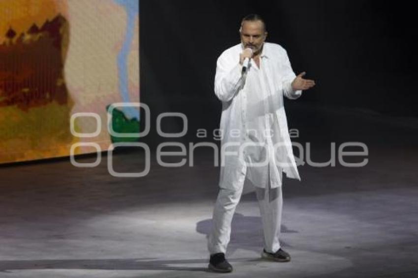 CONCIERTO . MIGUEL BOSÉ