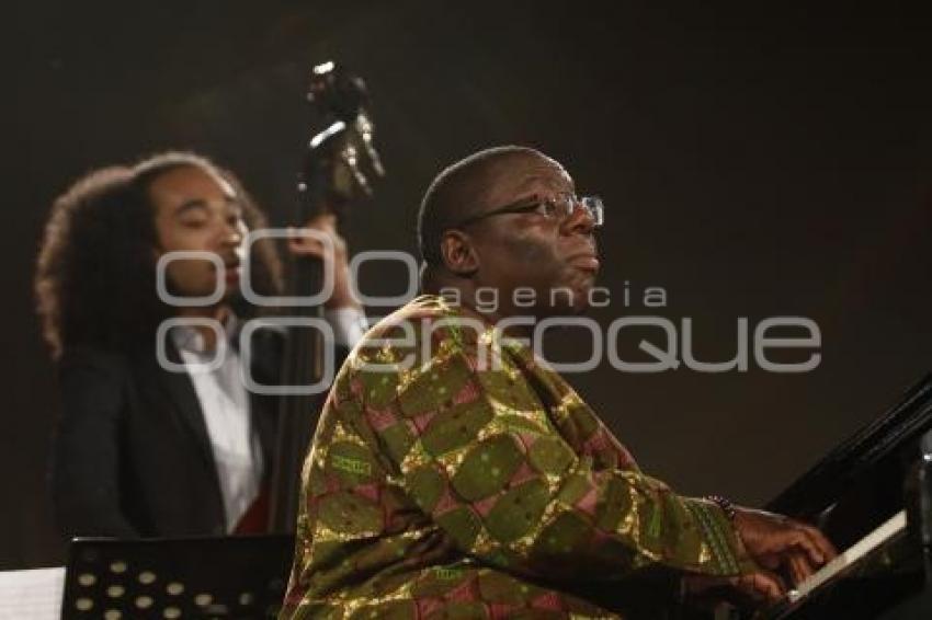FESTIVAL 5 DE MAYO . CYRUS CHESTNUT JAZZ