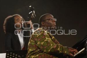 FESTIVAL 5 DE MAYO . CYRUS CHESTNUT JAZZ