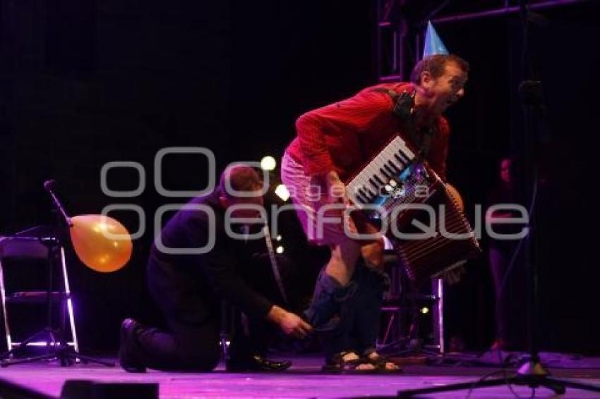 FESTIVAL 5 DE MAYO . CLASSIC BUSKERS