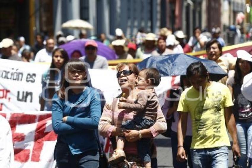 MANIFESTACIÓN MAESTROS