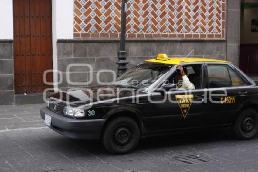 TRANSPORTE PÚBLICO