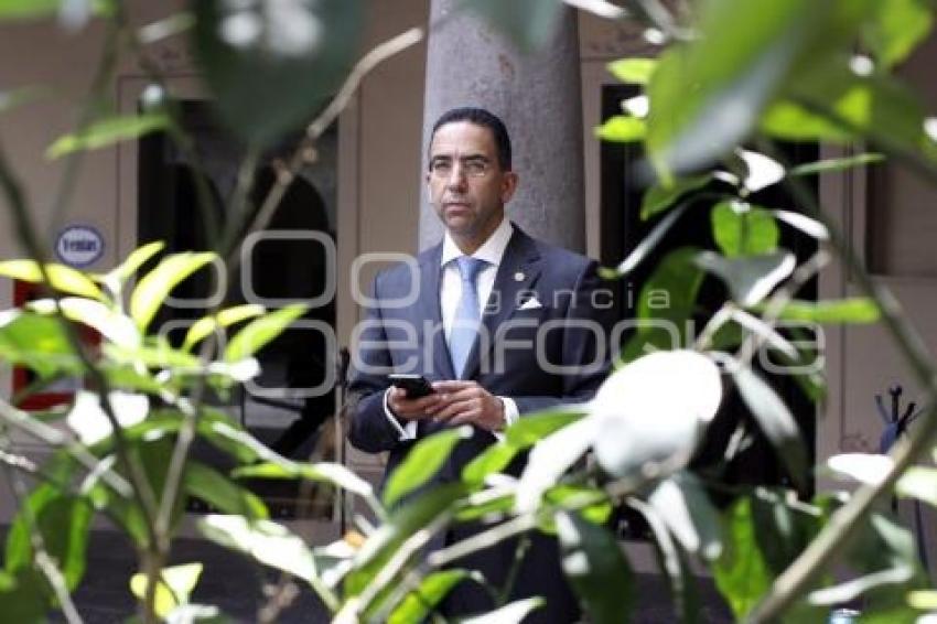 JAVIER LOZANO ALARCÓN