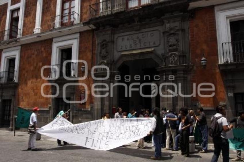 FNLS . MANIFESTACIÓN TSJ